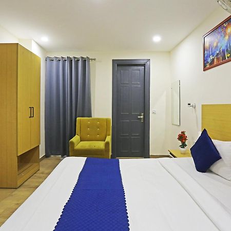 דלהי Hotel Twamev Residency Uttam Nagar Couple Friendly מראה חיצוני תמונה