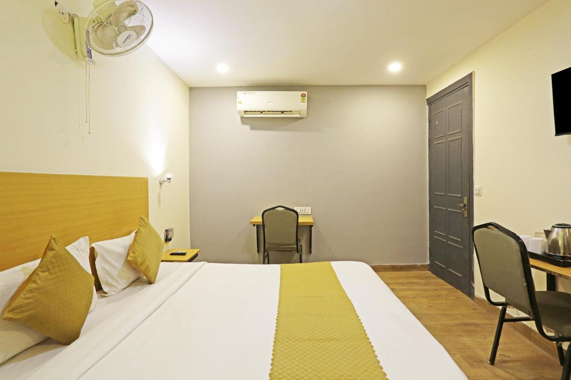 דלהי Hotel Twamev Residency Uttam Nagar Couple Friendly מראה חיצוני תמונה